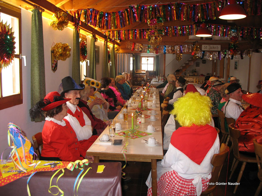 2010-02-11_02_Senioren-Faschingsfeier