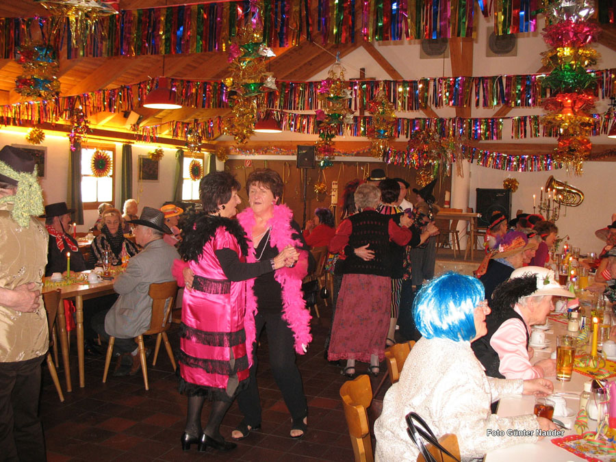 2010-02-11_09_Senioren-Faschingsfeier