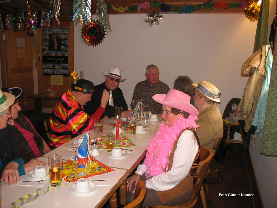2010-02-11_16_Senioren-Faschingsfeier
