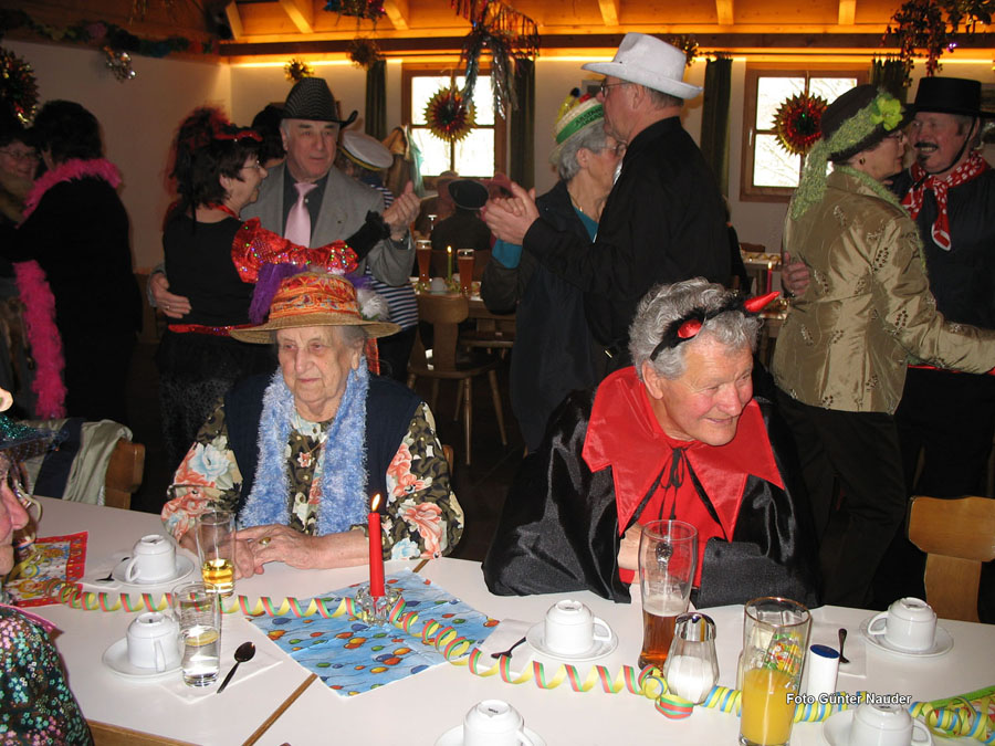 2010-02-11_22_Senioren-Faschingsfeier