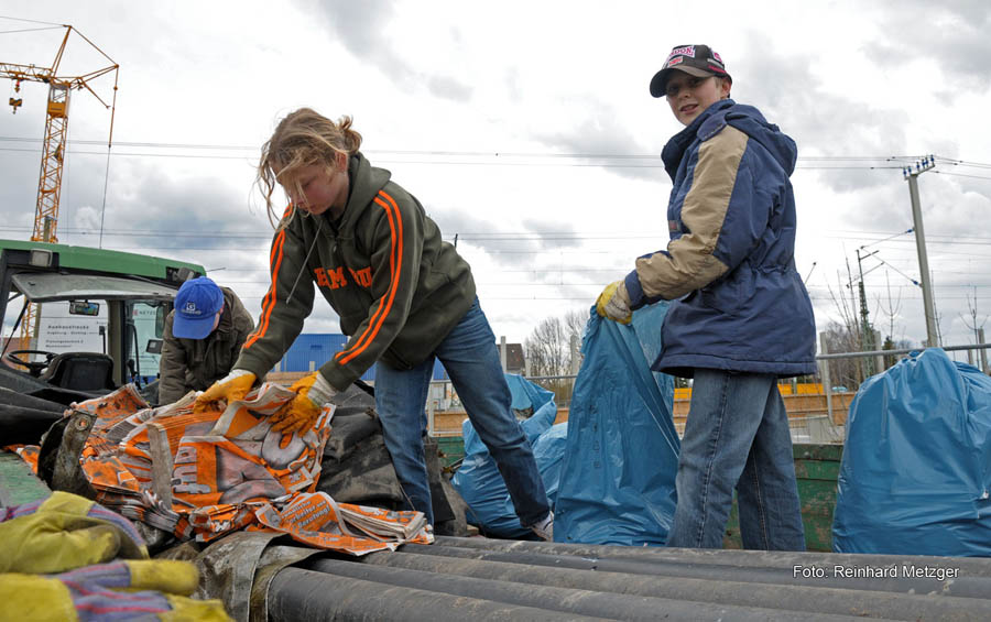 2010-03-27_16_Ramadama