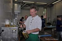 2010-05-01_098_Maibaumaufstellen