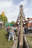 2010-05-01_206_Maibaumaufstellen