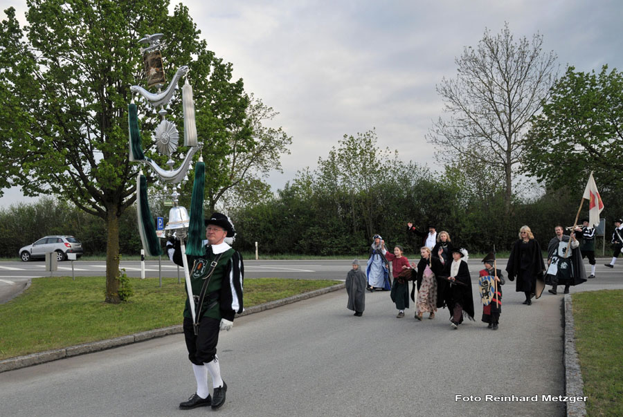 2010-05-07_100_Volksfesteinzug