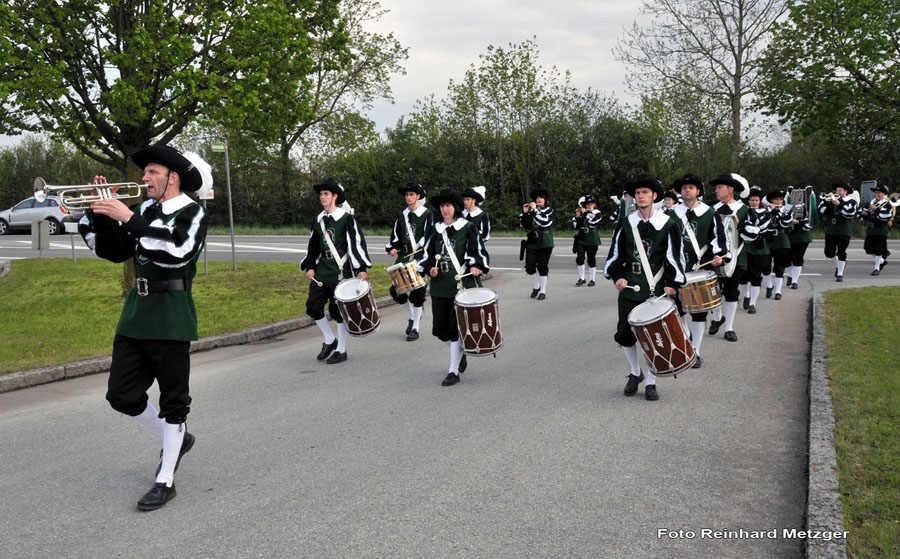 2010-05-07_101_Volksfesteinzug