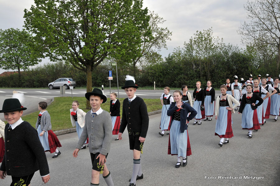 2010-05-07_108_Volksfesteinzug