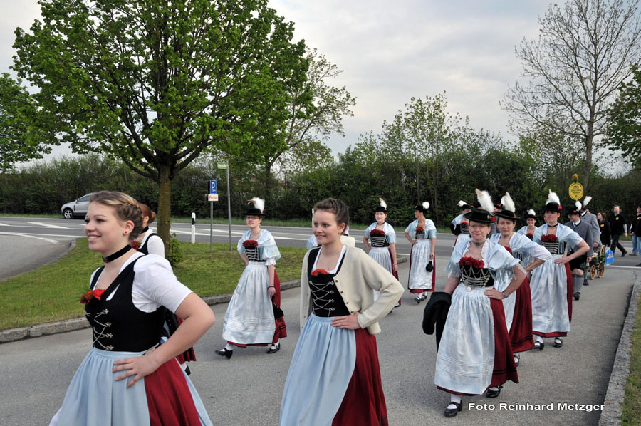 2010-05-07_111_Volksfesteinzug