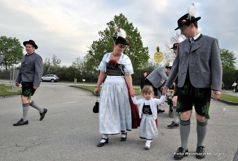 2010-05-07_115_Volksfesteinzug