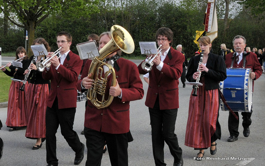 2010-05-07_124_Volksfesteinzug