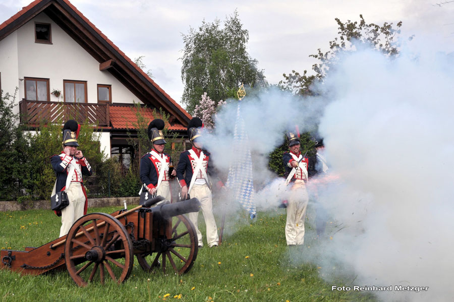 2010-05-07_143_Volksfesteinzug