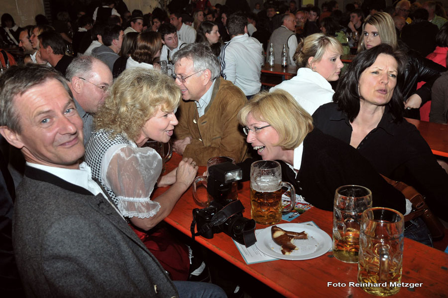 2010-05-07_162_Volksfesteinzug