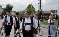 2010-05-07_050_Volksfesteinzug