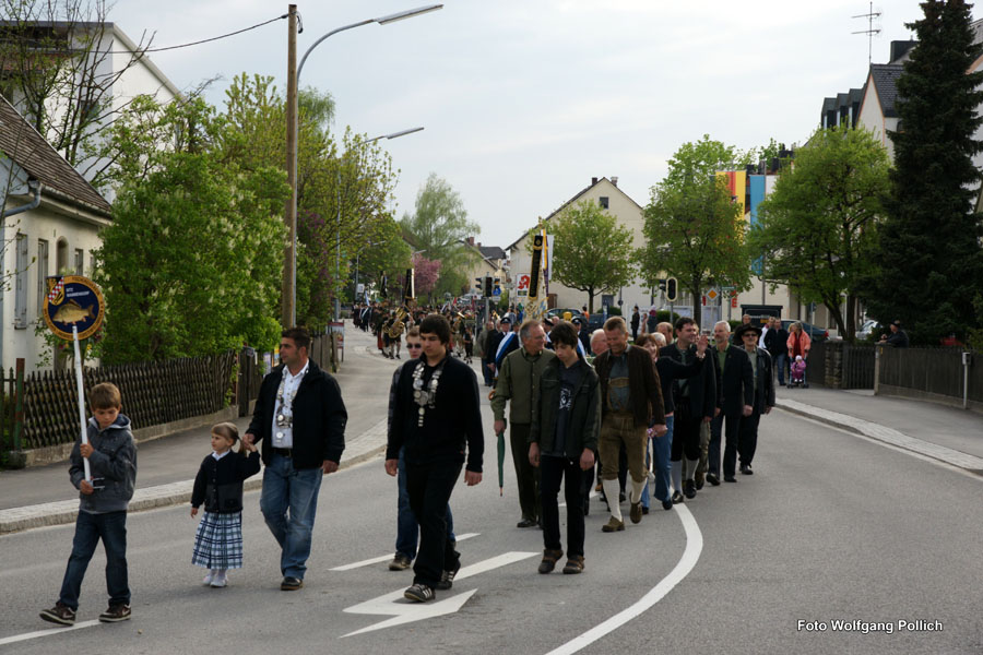 2010-05-07_005_Volksfesteinzug