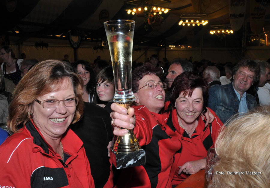 2010-05-12_018_Volksfestabend_mit_Swingers