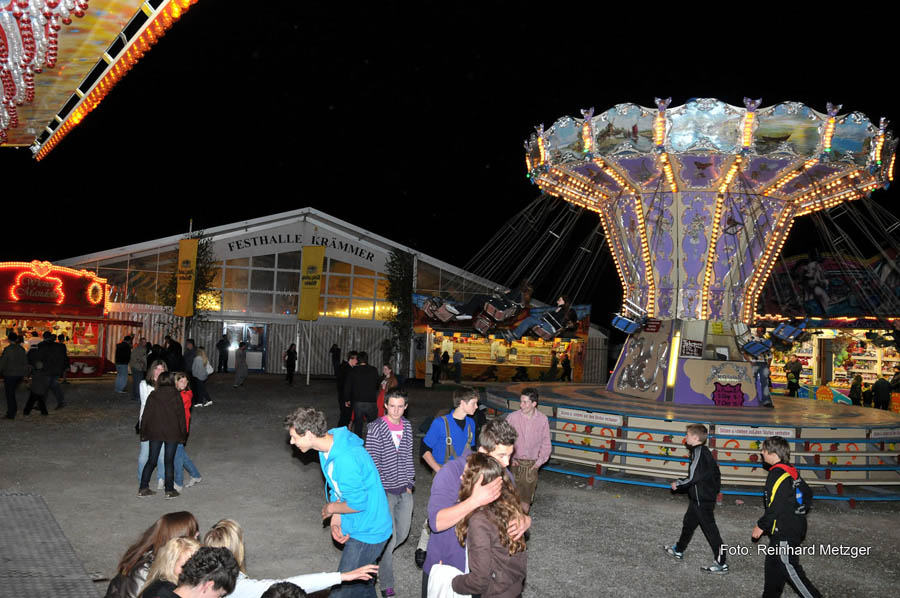 2010-05-12_034_Volksfestabend_mit_Swingers