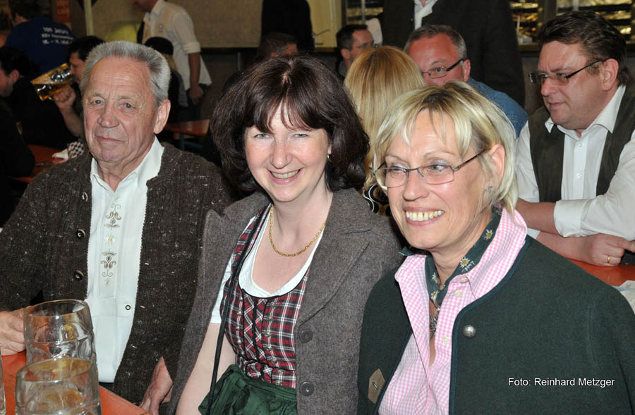 2010-05-12_044_Volksfestabend_mit_Swingers