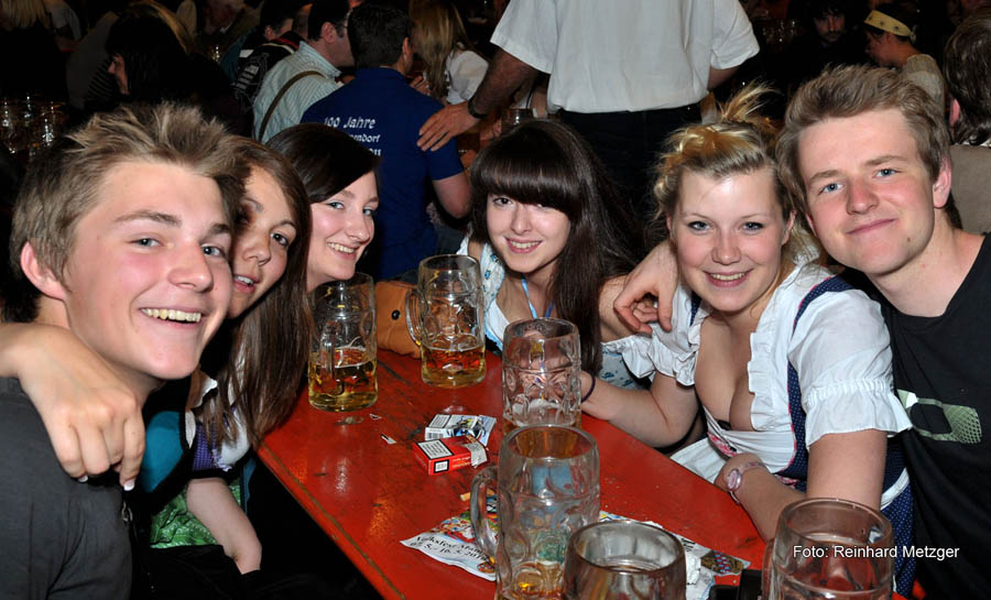2010-05-12_053_Volksfestabend_mit_Swingers