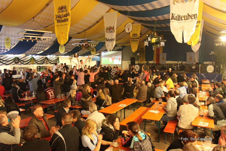 2010-05-15_12_Volksfestabend_Pokalendspiel
