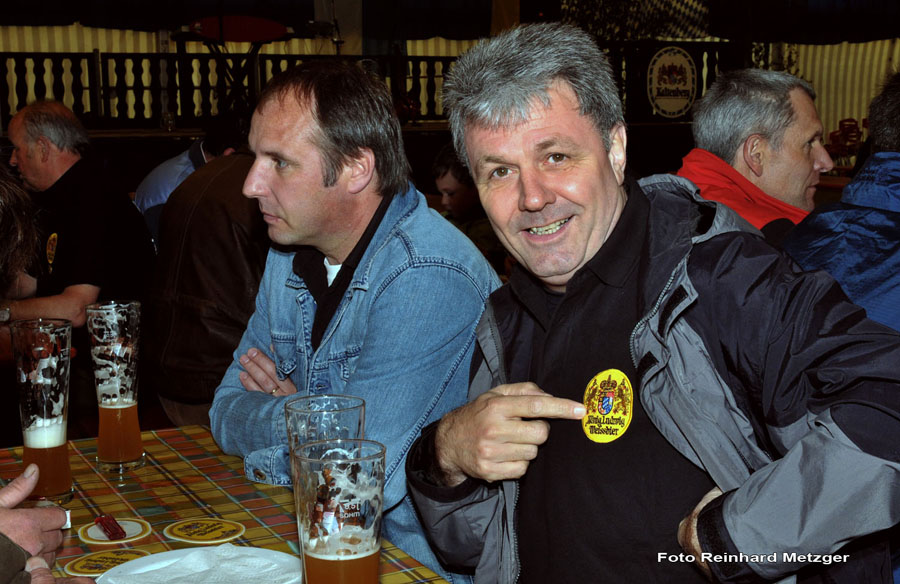 2010-05-16_25_Volksfest_Bulldog+Festzelt