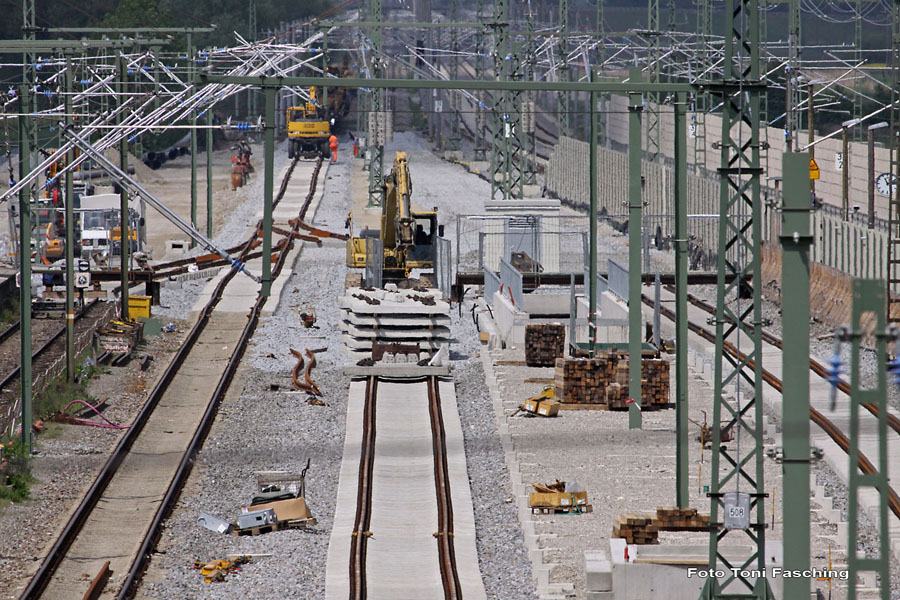 2010-05-29_05_Bahnhof