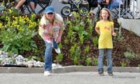 2010-06-12_18_Eroeffnung_der_Petanque_Bahn