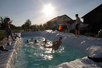 2010-07-07_26_Halbfinale_Pool-Party