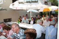 2010-07-08_35_Sommerfest_Senioren_KAB_im_Pfarrgarten
