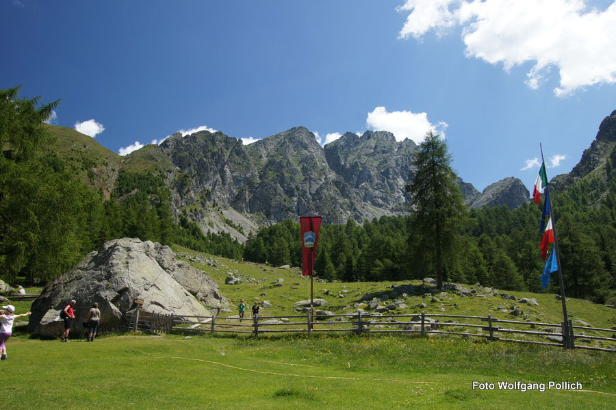 05-Massiv von der Ifinger Huette aus-Schenna bei Meran-DSC00588