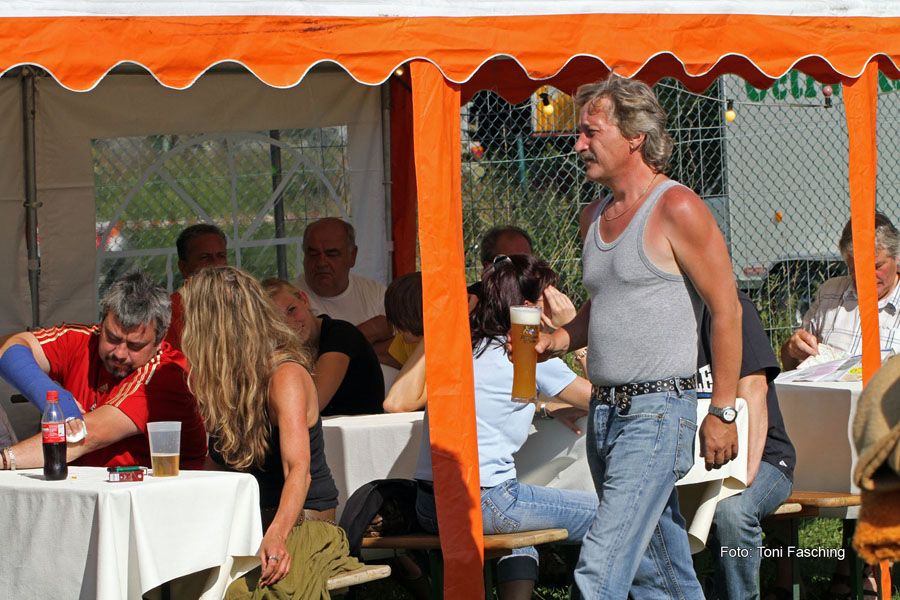 2010-07-31_017_Rocknacht_open-air