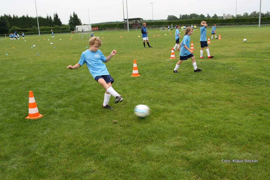 2010-08-04_18_Fussball-Lager