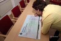 2010-08-06_02_Spende_der_KAB_fuer_die _Orgel