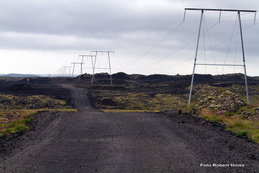 Hoiss_2010-08-31_03_Island_Strasse_durchs_Lavafeld_6471