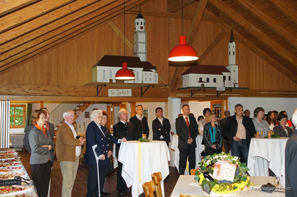 2010-09-19_015_Verabschiedung-Chorleiter-Toni-Aumueller_WP.jpg - 2010-09-19 Verrabschiedung Chorleiter Toni Aumueller