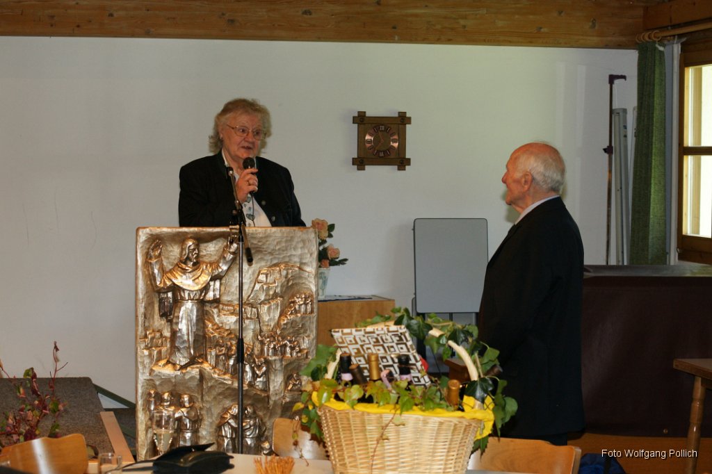 2010-09-19_021_Verabschiedung-Chorleiter-Toni-Aumueller_WP.JPG - 2010-09-19 Verrabschiedung Chorleiter Toni Aumueller