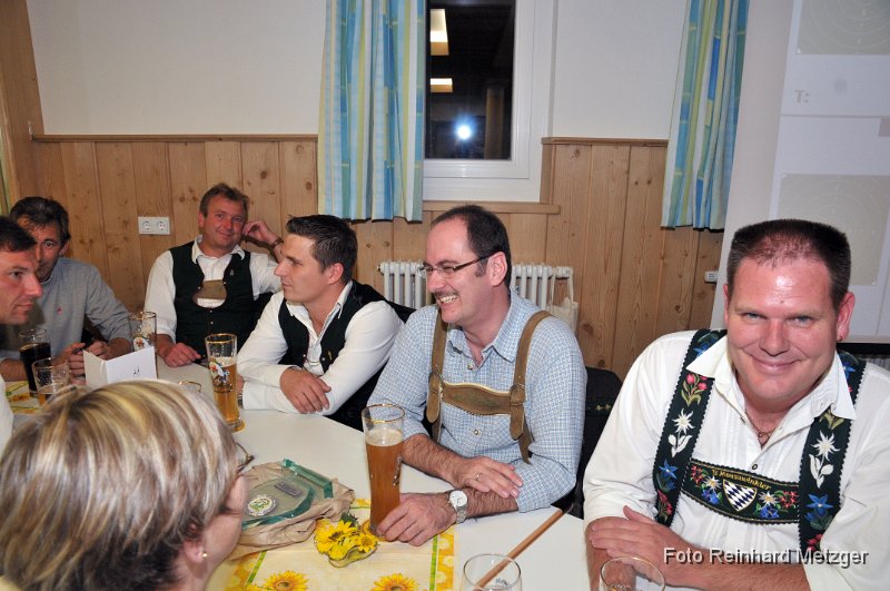2010-09-25_28_Eroeffnungs-Preisschiessen_Eichenlaub_RM.jpg