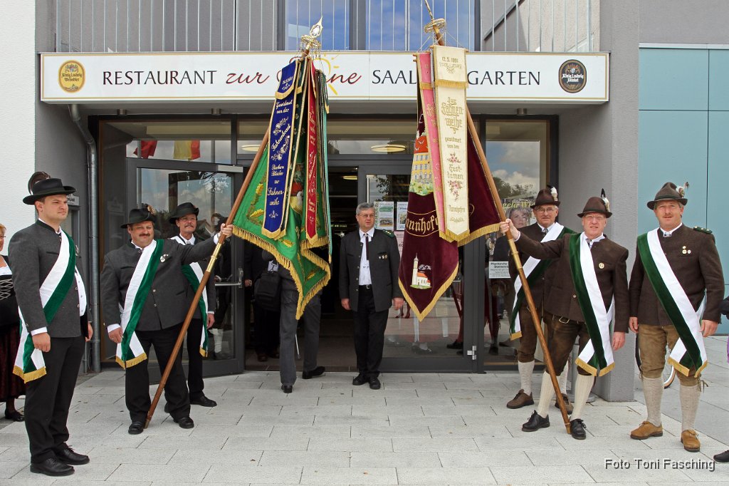 2010-09-26_03_Einweihung_Schuetzenheim_Eichenlaub-Schuetzen_TF.JPG