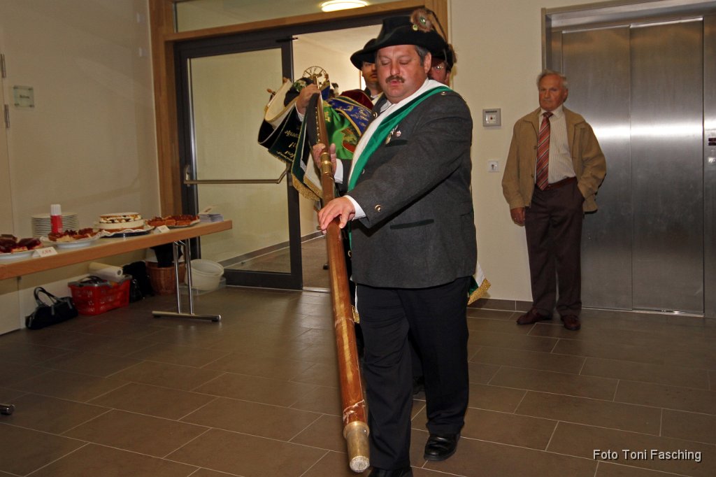 2010-09-26_06_Einweihung_Schuetzenheim_Eichenlaub-Schuetzen_TF.JPG