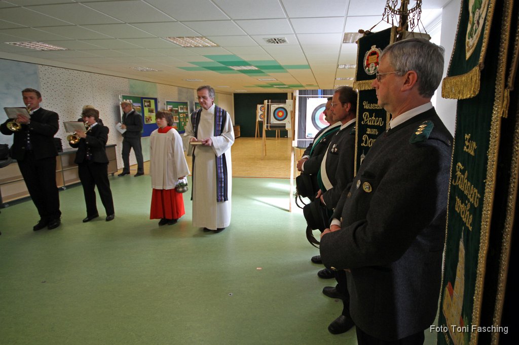 2010-09-26_12_Einweihung_Schuetzenheim_Eichenlaub-Schuetzen_TF.JPG