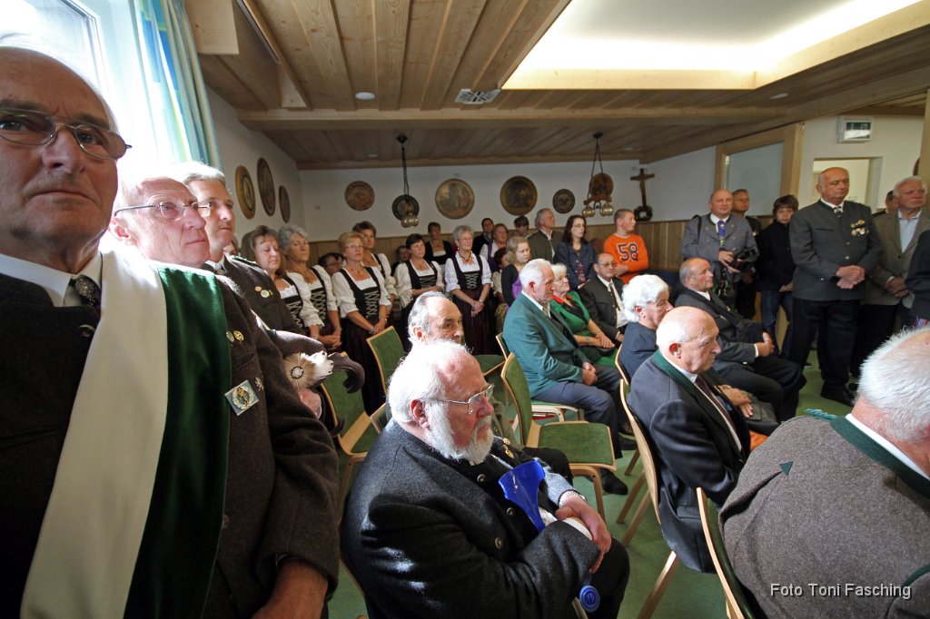 2010-09-26_13_Einweihung_Schuetzenheim_Eichenlaub-Schuetzen_TF.JPG