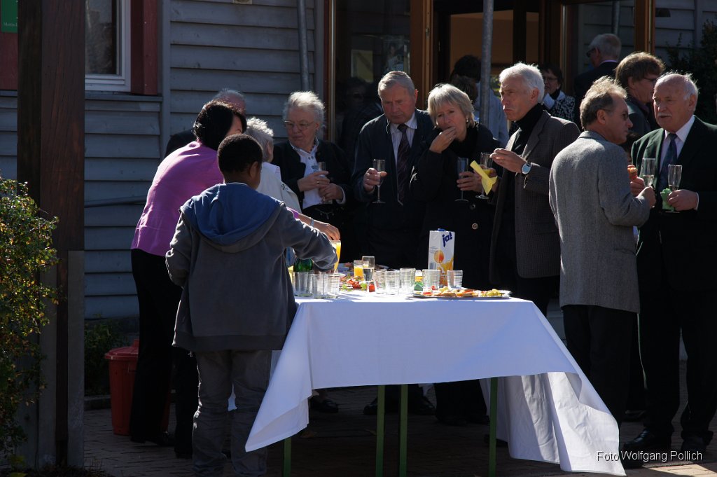 2010-10-10_030_Einweihung-Altar-Martin-Luther-Kirche_WP.JPG
