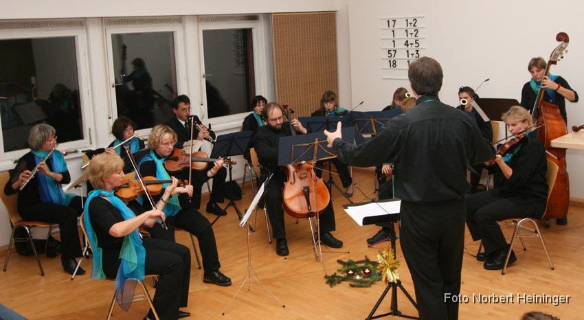 2010-12-12_02_Adventsmusik_Martin-Luther-Kirche_NH.jpg