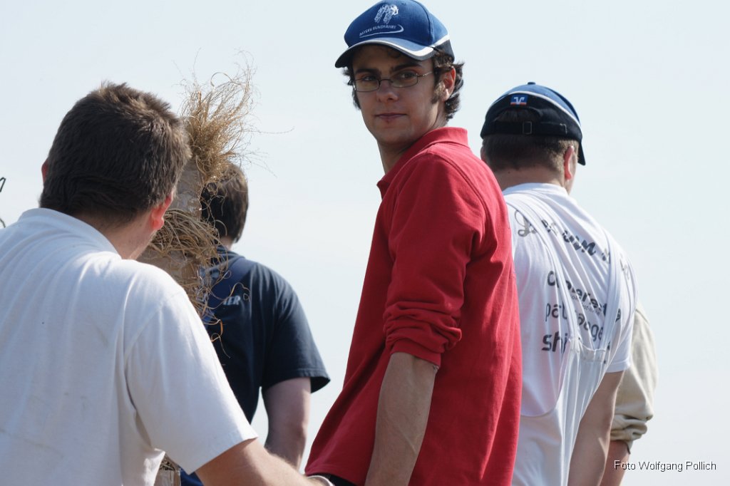 2011-04-23_026_Osterfeuer_WP.JPG - 2011-04-23 Osterfeuer Aufbau