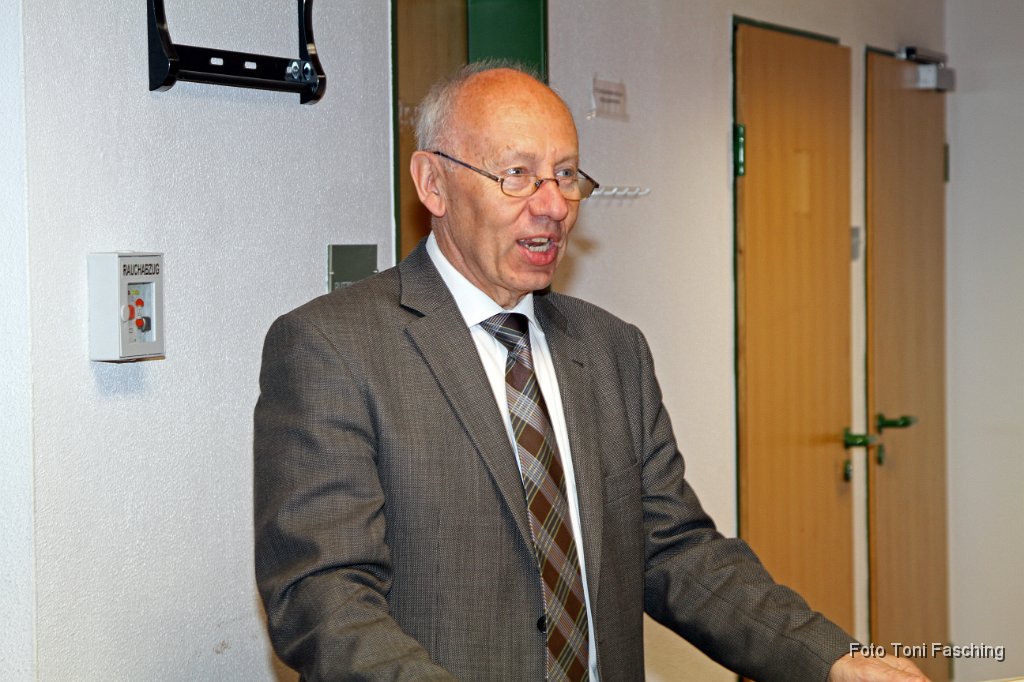 2011-04-30_01_Fertigstellungsfeier_Mehrzweckhalle.JPG