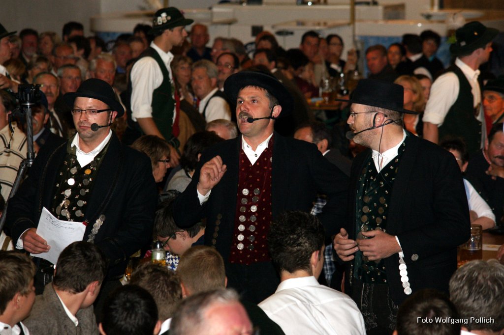 2011-05-14_018_100-Jahre-KBV-Kranzniederlegung-u-Festabend_WP.JPG - 2011-05-14 100 Jahre KBV Kranzniederlegung u Festabend