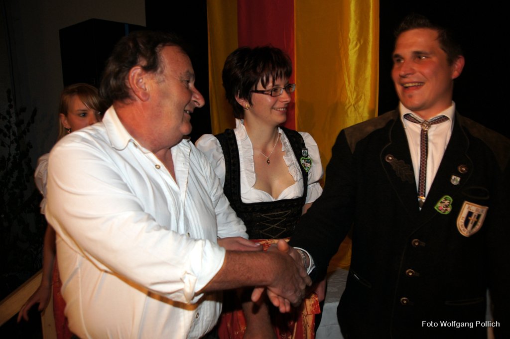 2011-05-14_048_100-Jahre-KBV-Kranzniederlegung-u-Festabend_WP.JPG - 2011-05-14 100 Jahre KBV Kranzniederlegung u Festabend