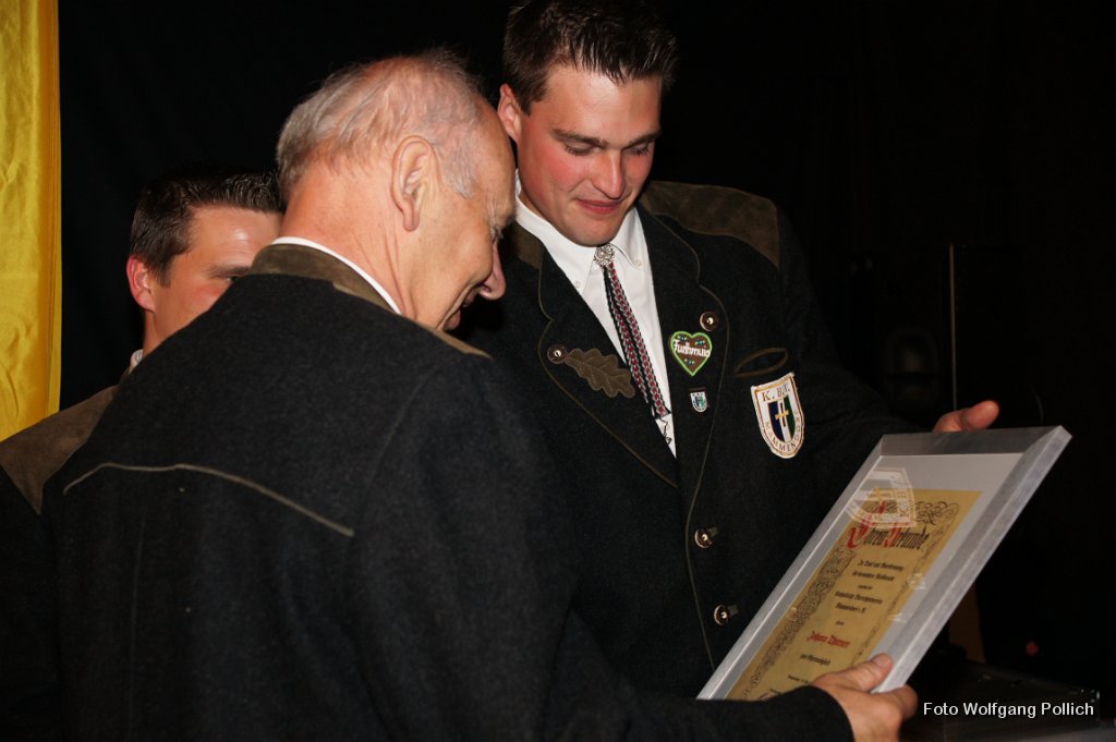 2011-05-14_049_100-Jahre-KBV-Kranzniederlegung-u-Festabend_WP.JPG - 2011-05-14 100 Jahre KBV Kranzniederlegung u Festabend