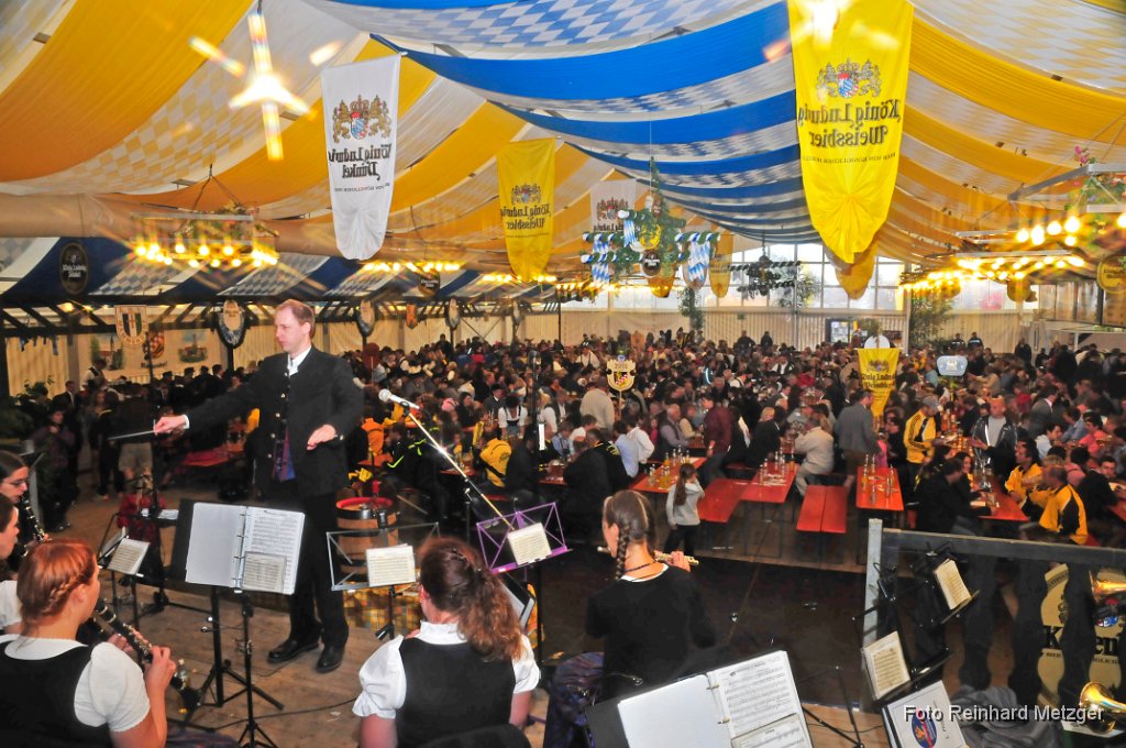 2011-05-27_16_Volksfesteinzug_RM.jpg