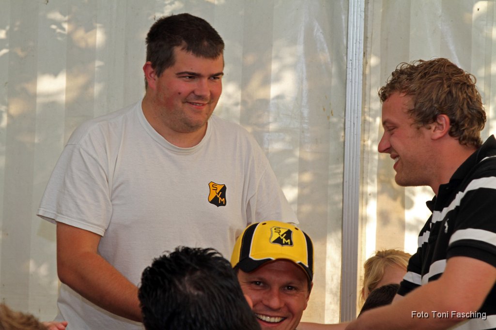 2011-05-29_47_Saisonabschlussfeier_Fussballer.JPG
