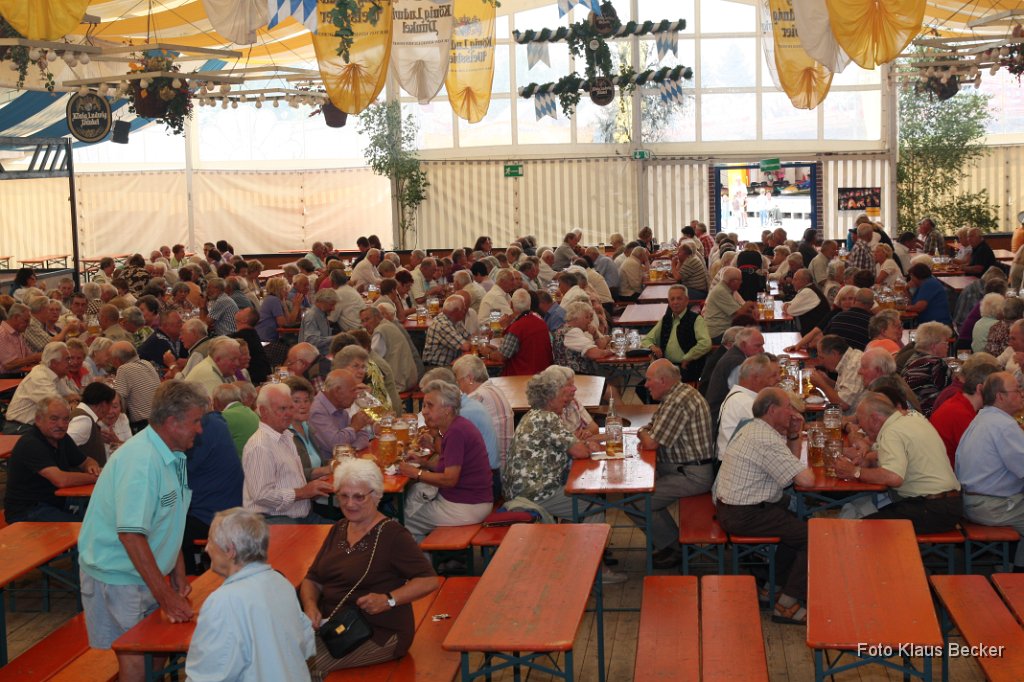 2011-05-31_08_Volksfest_KB.JPG
