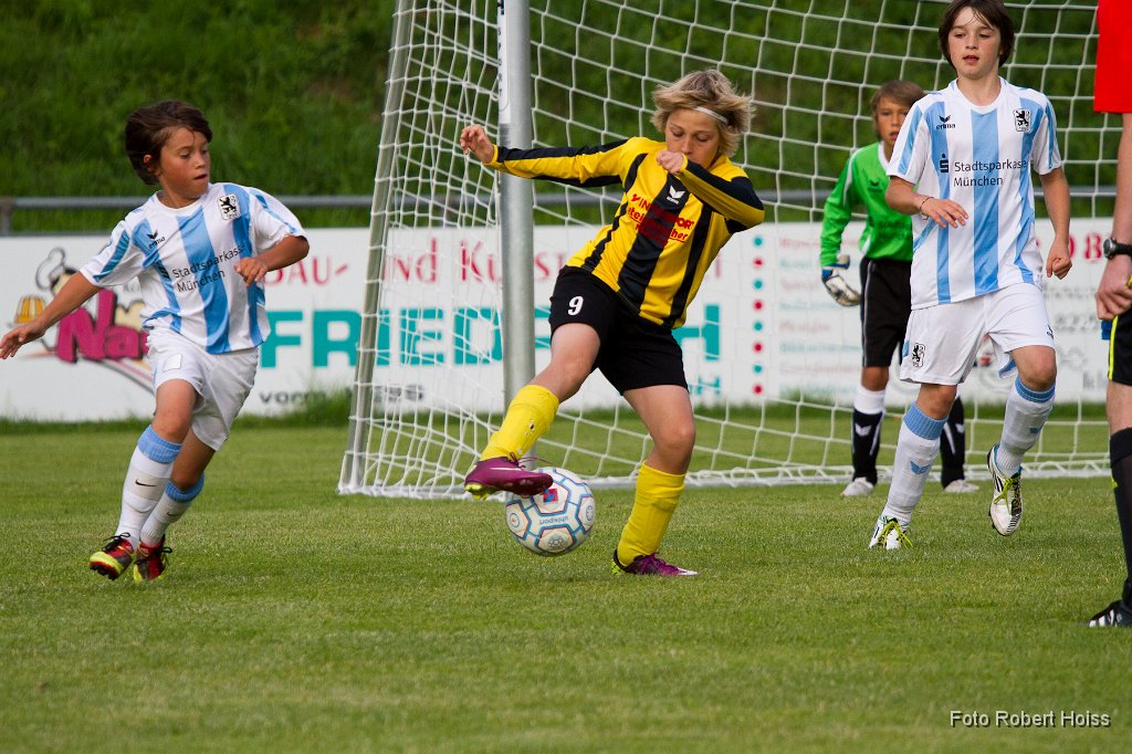 2011-06-30_Fussball_SVM-E1-1860_0030_RH.jpg